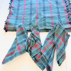 Plaid placemat and Napkin Set